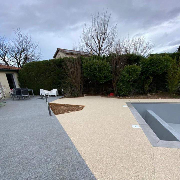 Spécialiste du béton désactivé Auvergne-Rhône-Alpes